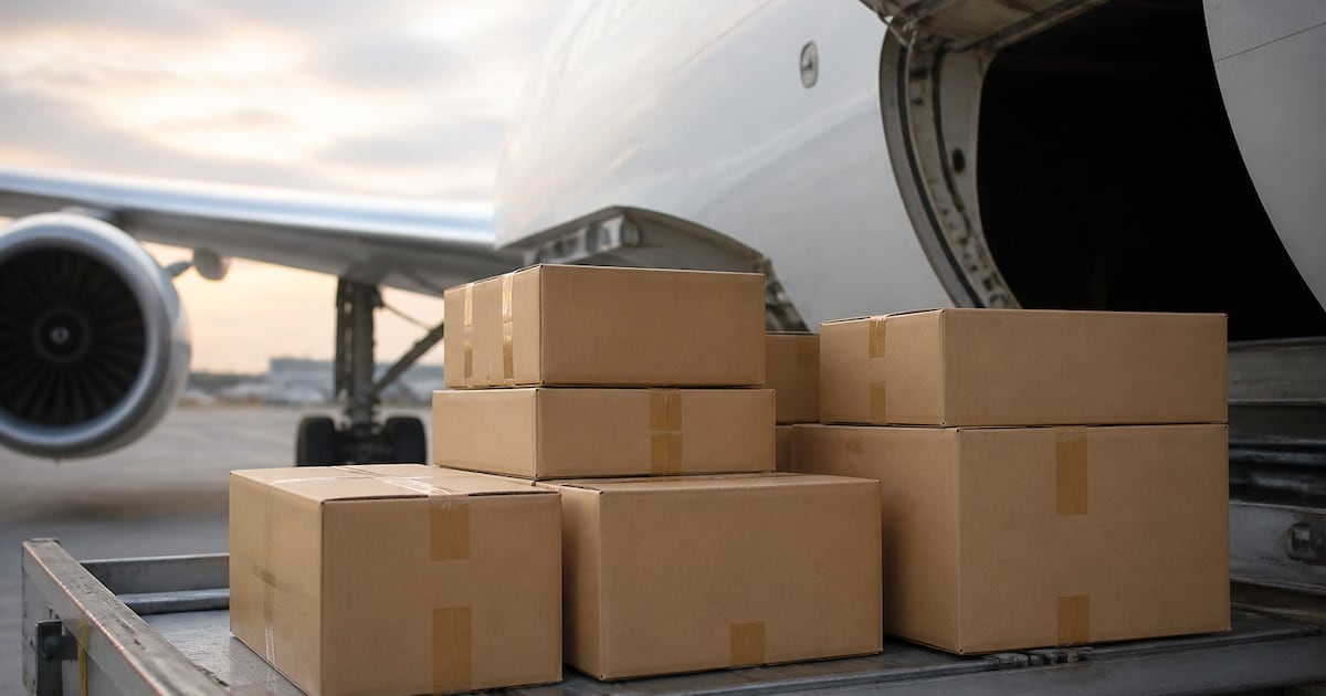 El courier aflojó en agosto, pero el acumulado ya roza lo que se importó durante todo 2025