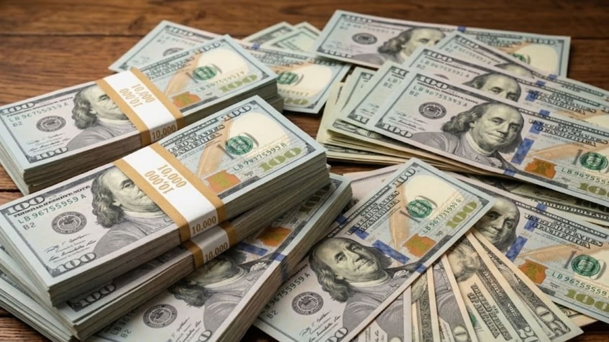 Dólar estable en la apertura: el oficial se sostuvo en $1545 y el blue operó a $1560
