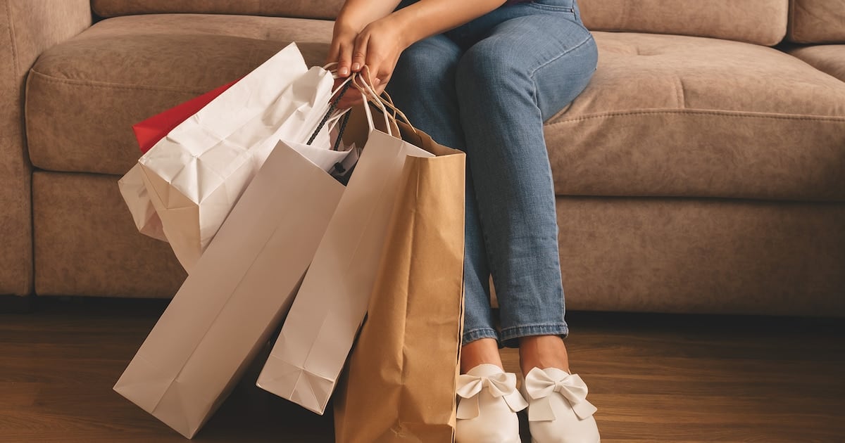 Consumo pyme de septiembre: la indumentaria sostuvo la brasa y el resto sintió el frío