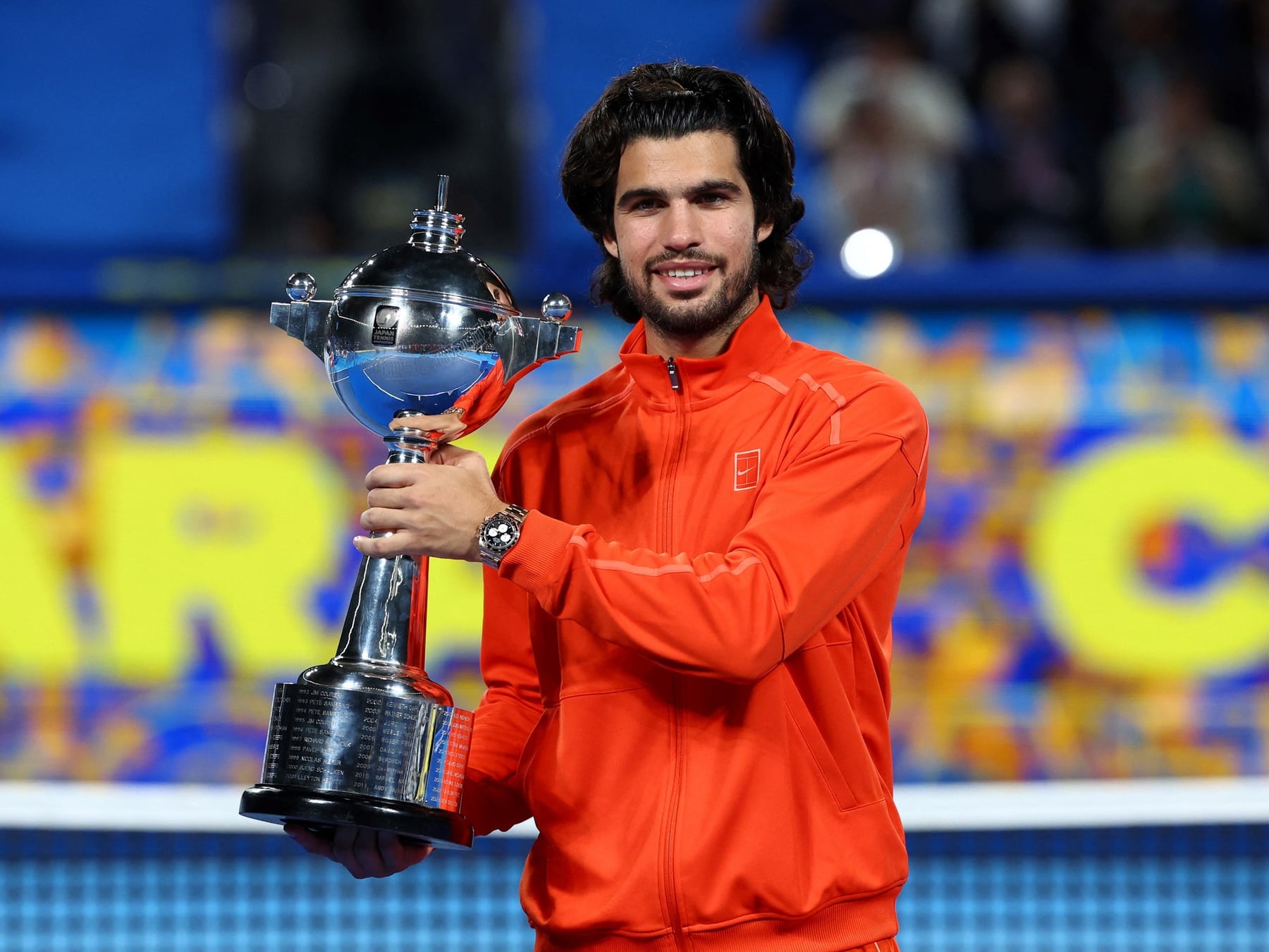 Carlitos vuelve a hacer historia: Alcaraz levantó Tokio y se puso a la altura de Ferrer