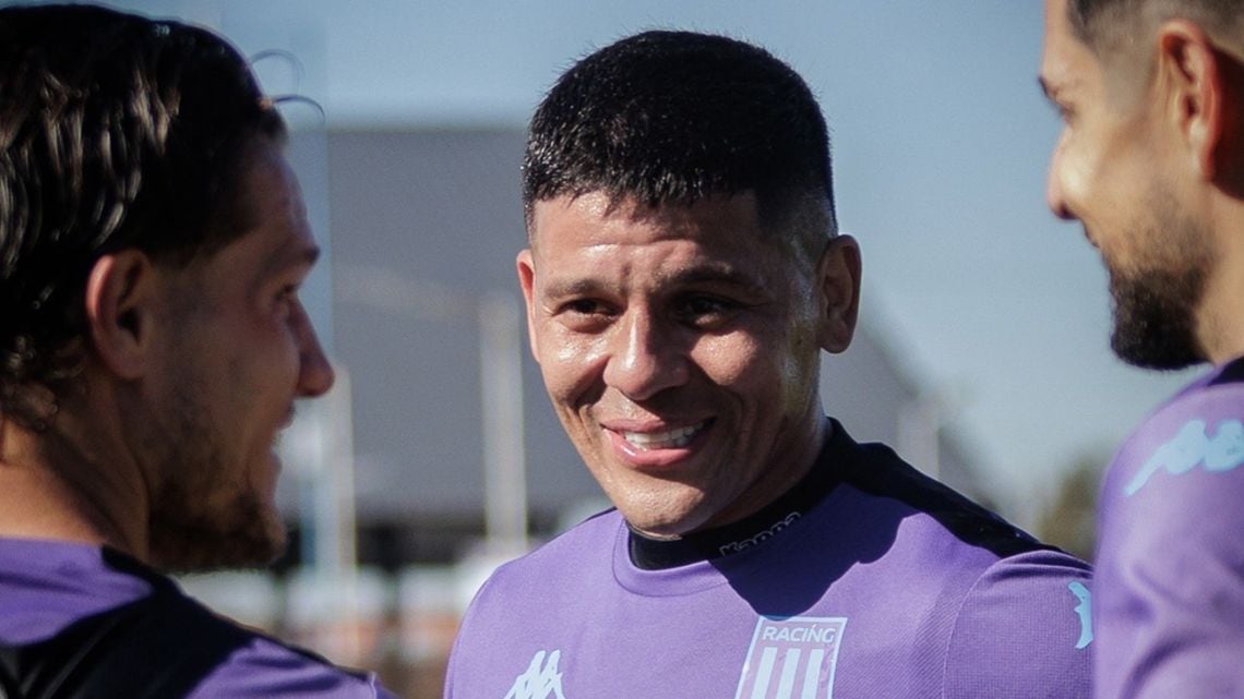 Rojo, entre la ilusión y el reloj: Estudiantes corre contra el tiempo para tenerlo en la Copa