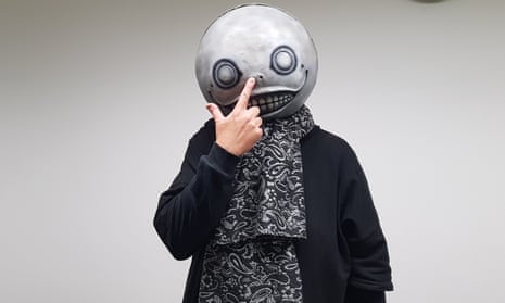 Yoko Taro, el creador que trabaja por miedo a olvidarse de todo