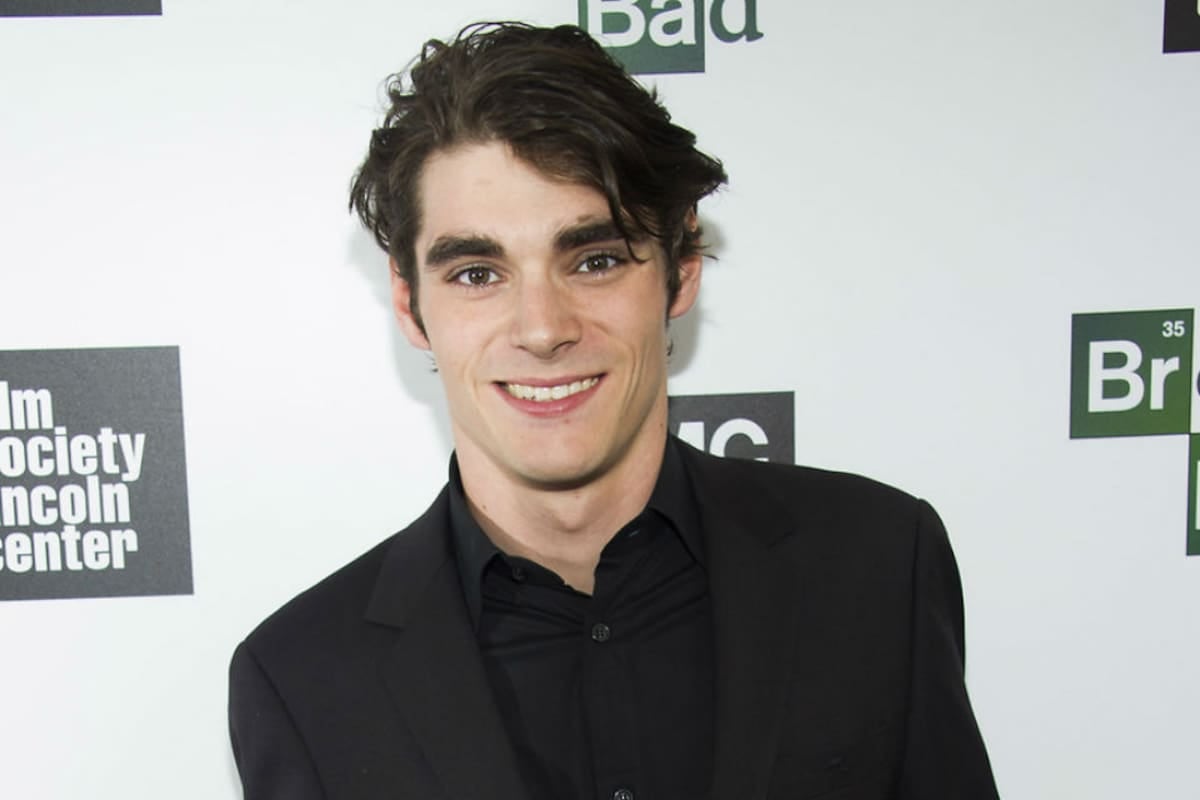 Adiós a RJ Mitte: el chico de Breaking Bad que convirtió su diagnóstico en militancia cotidiana