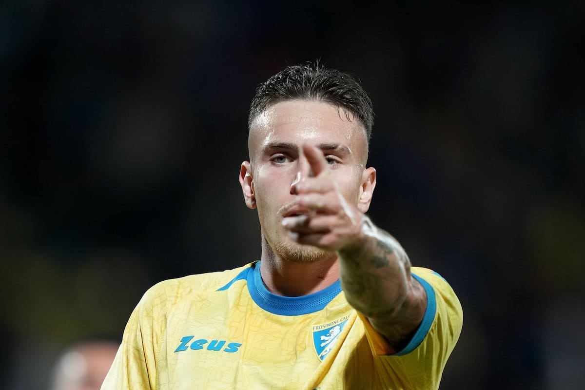 Raimondo se anima a todo: triplete, cima goleadora y un aviso en la Serie A