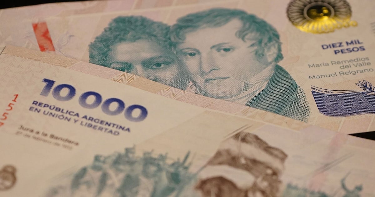El sueldo inicial bancario ya roza los 2,6 millones de pesos y la paritaria se vuelve a discutir en enero