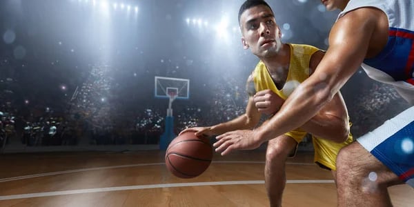 Valencia se sacó la mufa con una paliza al Murcia y Corbalán entró en la rotación del quinteto titular