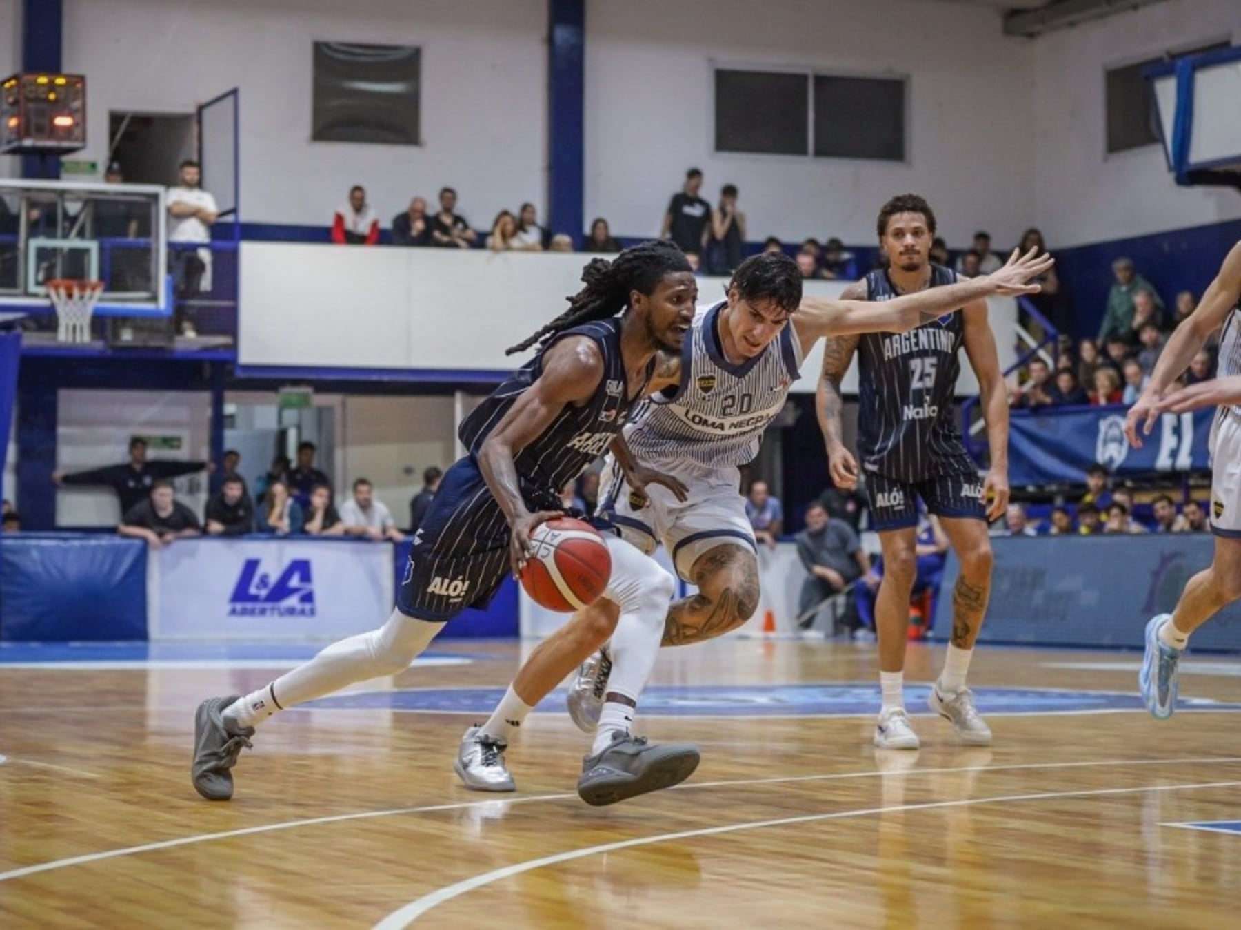 Dos finales por la mínima: Argentino e Instituto sellaron victorias con el corazón en la mano