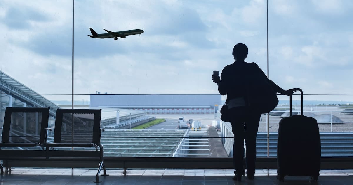 Los viajes al exterior ampliaron el déficit turístico en el tercer trimestre